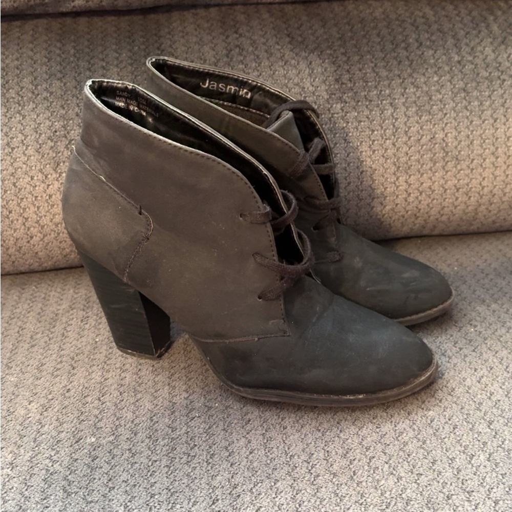 Jasmine Black Ankle Boots with Chunky Heel
